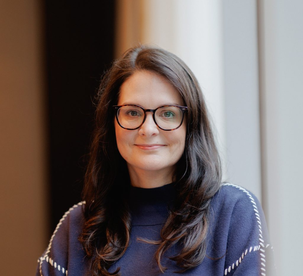 Headshot of Sarah Dyson
